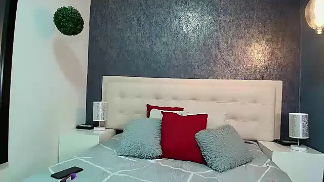 Snapshot of ambercooper05 chatting on February 7, 2025, 3:12 am ambercooper05 online show from February 7, 2025, 3:12 am