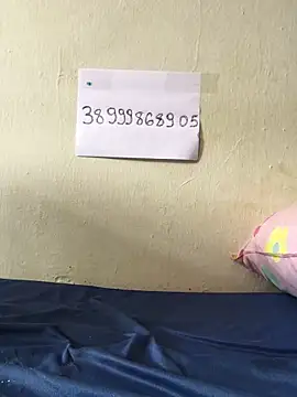 morenabr5 online show from January 16, 2025, 3:13 pm