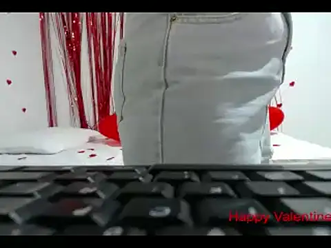 lana roman online show from February 14, 2025, 11:42 pm