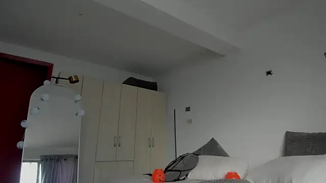 Andrewine89 online show from October 23, 2025, 9:24 pm