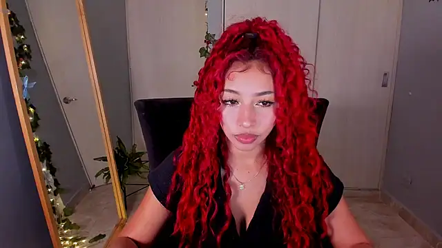 Curly915 online show from September 14, 2025, 12:33 am