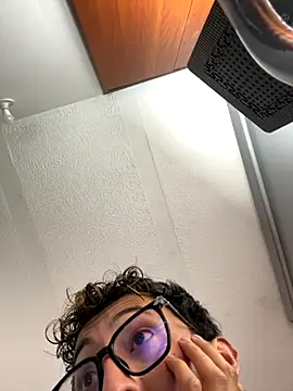 darkdesire 01 online show from September 15, 2025, 1:28 am