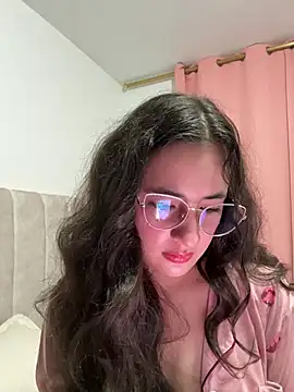 baaby-miiaa online show from May 8, 2026, 11:36 am