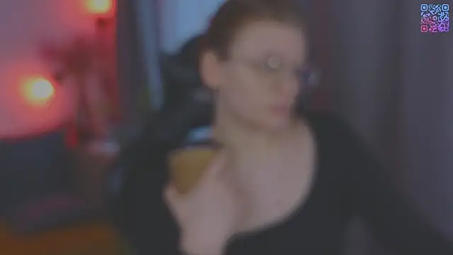  JessieVibes online show from April 28, 2026, 2:10 pm