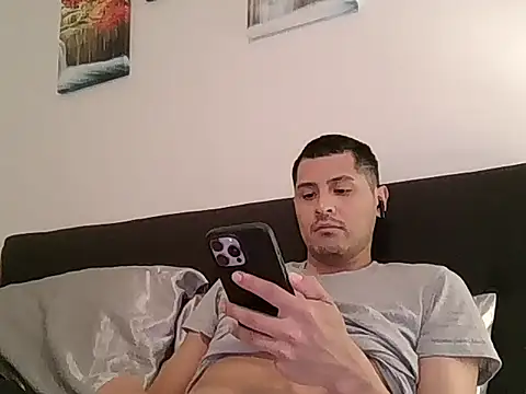 PerroDemonioHot online show from April 3, 2026, 2:07 am