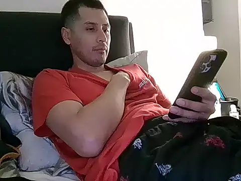 PerroDemonioHot online show from March 27, 2026, 4:10 am