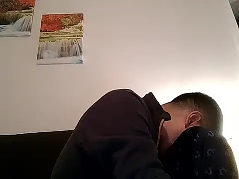 PerroDemonioHot online show from April 2, 2026, 3:02 am