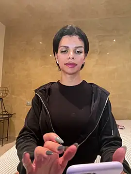 Rosariolovex online show from February 7, 2025, 7:06 pm