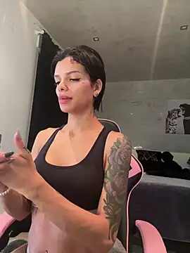 Rosariolovex online show from February 21, 2025, 8:40 am