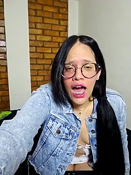 Snapshot of katrina29 chatting on September 16, 2025, 12:00 am katrina29 online show from September 16, 2025, 12:00 am