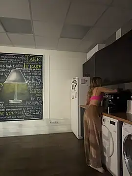 LanaSparks online show from December 14, 2025, 4:29 am