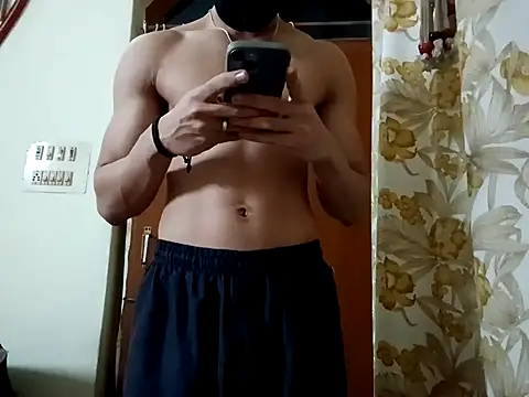 hot hunk boy online show from February 1, 2025, 5:37 pm