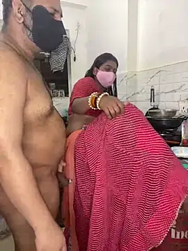 Snapshot of YourSuperTanya chatting on February 16, 2026, 6:50 pm YourSuperTanya online show from February 16, 2026, 6:50 pm