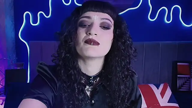 JeanneSabatier online show from June 19, 2026, 7:30 pm