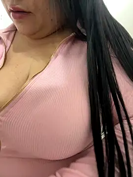 Miia Jazmin online show from October 6, 2025, 4:08 pm