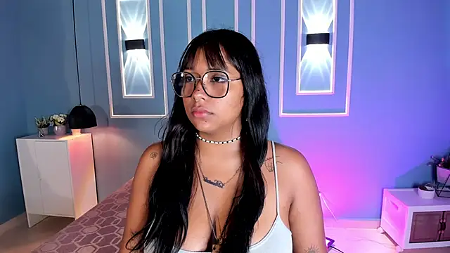 isabella zc online show from June 12, 2026, 11:41 am