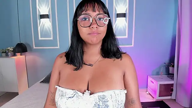 Snapshot of isabella_zc chatting on July 26, 2026, 11:50 am isabella zc online show from July 26, 2026, 11:50 am