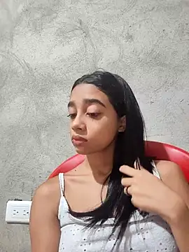 Zoe Sweett18 online show from January 13, 2026, 12:31 pm