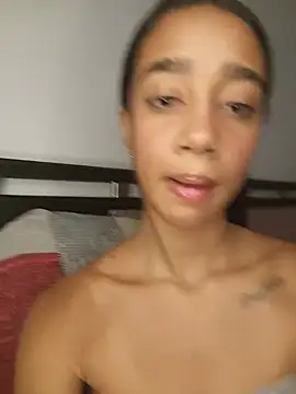Zoe Sweett18 online show from June 24, 2026, 6:28 pm