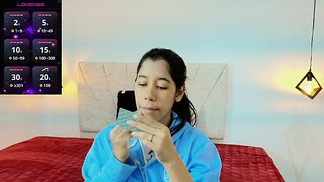 Connie Bell online show from February 4, 2026, 1:06 pm