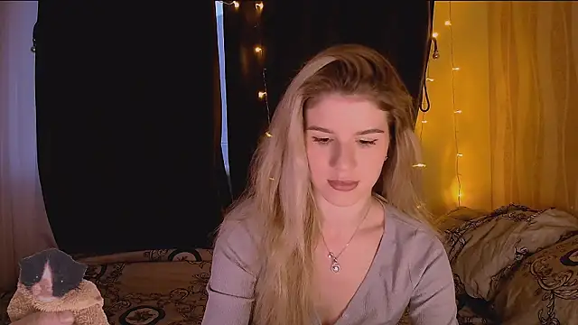 Melissa smith  online show from November 26, 2025, 1:11 pm