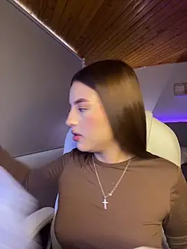 Sofia18 pinkk online show from September 24, 2025, 9:43 pm