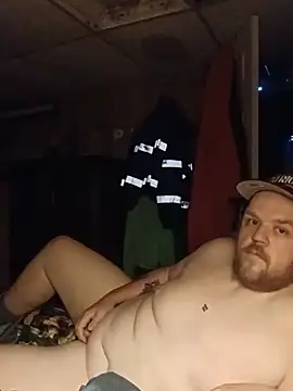 Snapshot of bigsmoothchub chatting on June 22, 2026, 4:37 pm bigsmoothchub online show from June 22, 2026, 4:37 pm