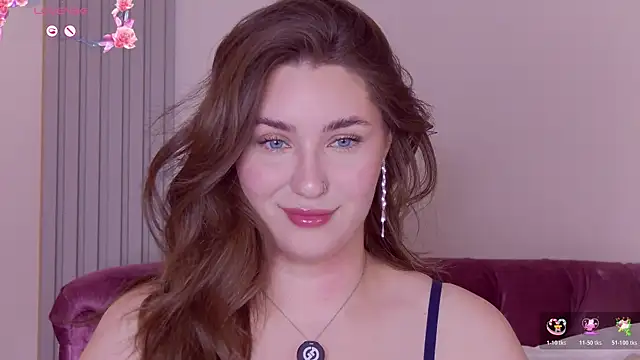 KiraBarlows online show from August 3, 2026, 8:37 pm