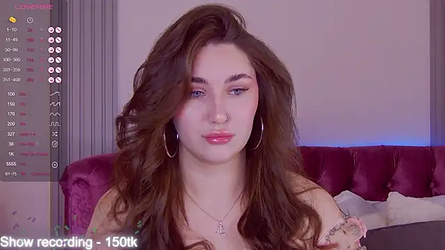 KiraBarlows online show from February 1, 2026, 8:29 pm