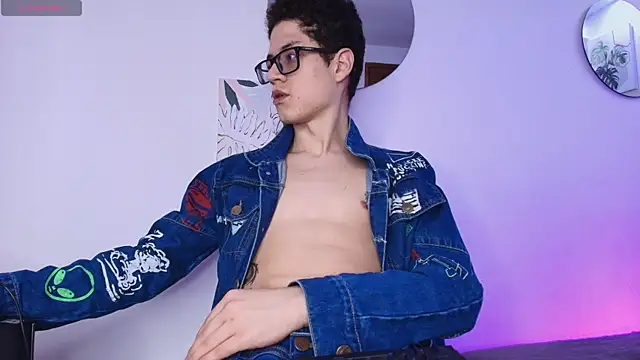 wolfandsky online show from March 23, 2026, 1:55 pm