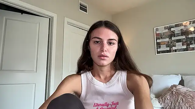 graciesmith27 online show from June 24, 2026, 7:01 pm