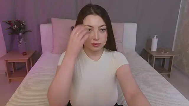 Snapshot of Ann_moon__ chatting on July 22, 2026, 3:36 pm Ann moon online show from July 22, 2026, 3:36 pm