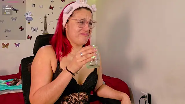 Sophie new25 online show from May 4, 2026, 1:14 pm
