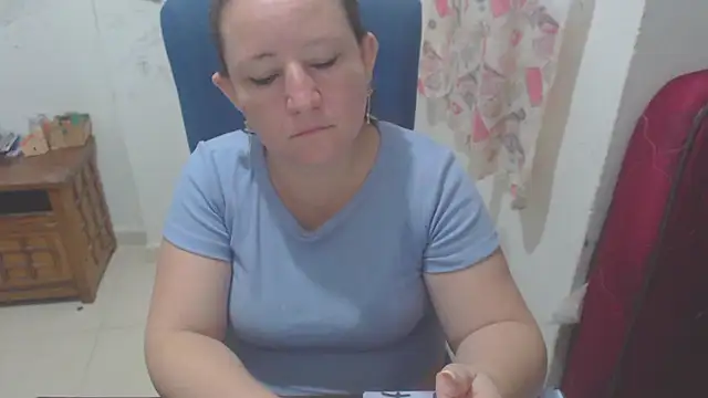 Yohis Kiut25 online show from February 18, 2026, 3:26 am