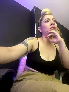 viktoria davis  online show from September 9, 2025, 1:16 am