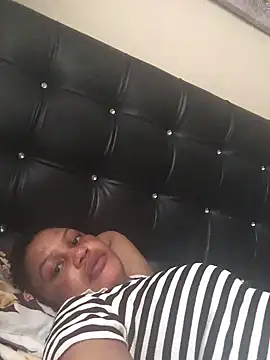 JuicyMummie online show from January 23, 2025, 4:04 pm