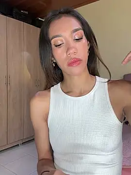 zoe storm online show from June 11, 2026, 11:46 pm