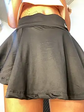 zoe storm online show from November 10, 2025, 12:48 am