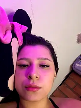  Amber Brown online show from October 12, 2025, 5:25 pm