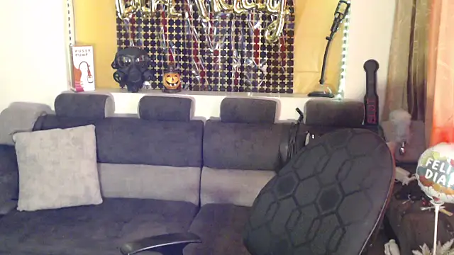 sachaclinford online show from October 17, 2025, 4:53 pm