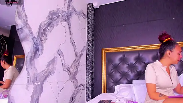 DalayMoore online show from September 28, 2025, 7:32 pm