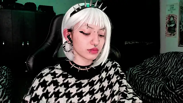 roxy toxic online show from January 10, 2026, 2:07 am