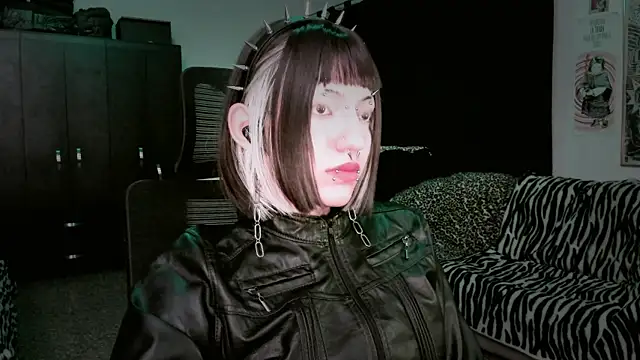 roxy toxic online show from April 29, 2026, 12:59 am