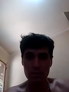 EstebanAkyLu online show from February 3, 2025, 6:07 pm