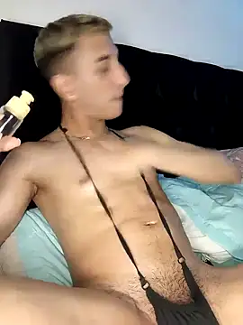 manu stiv online show from March 11, 2025, 10:42 pm