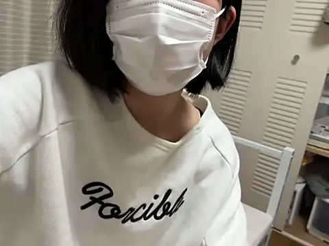 Snapshot of riri_riri_jp chatting on May 12, 2026, 9:59 am riri riri jp online show from May 12, 2026, 9:59 am