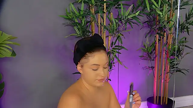 PatriciaSpice online show from September 20, 2025, 5:23 am