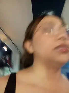 criscrispdv online show from February 27, 2026, 11:26 pm