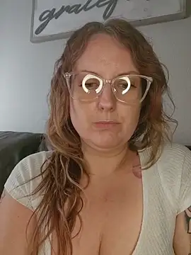 TattedMamaXOXO online show from September 22, 2025, 6:36 pm