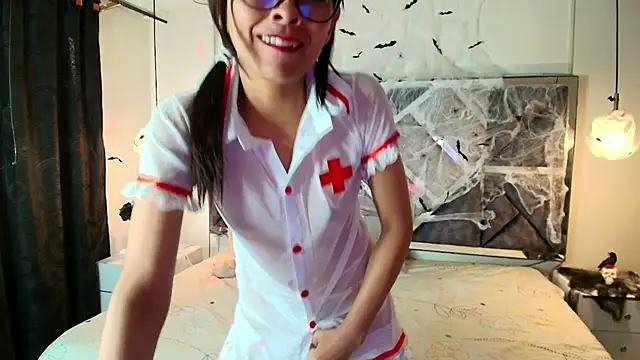 MysticMature online show from October 6, 2025, 3:13 pm